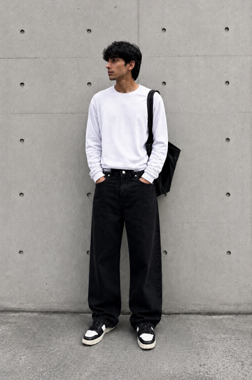P&B STRAIGHT FIT BLACK DENIM